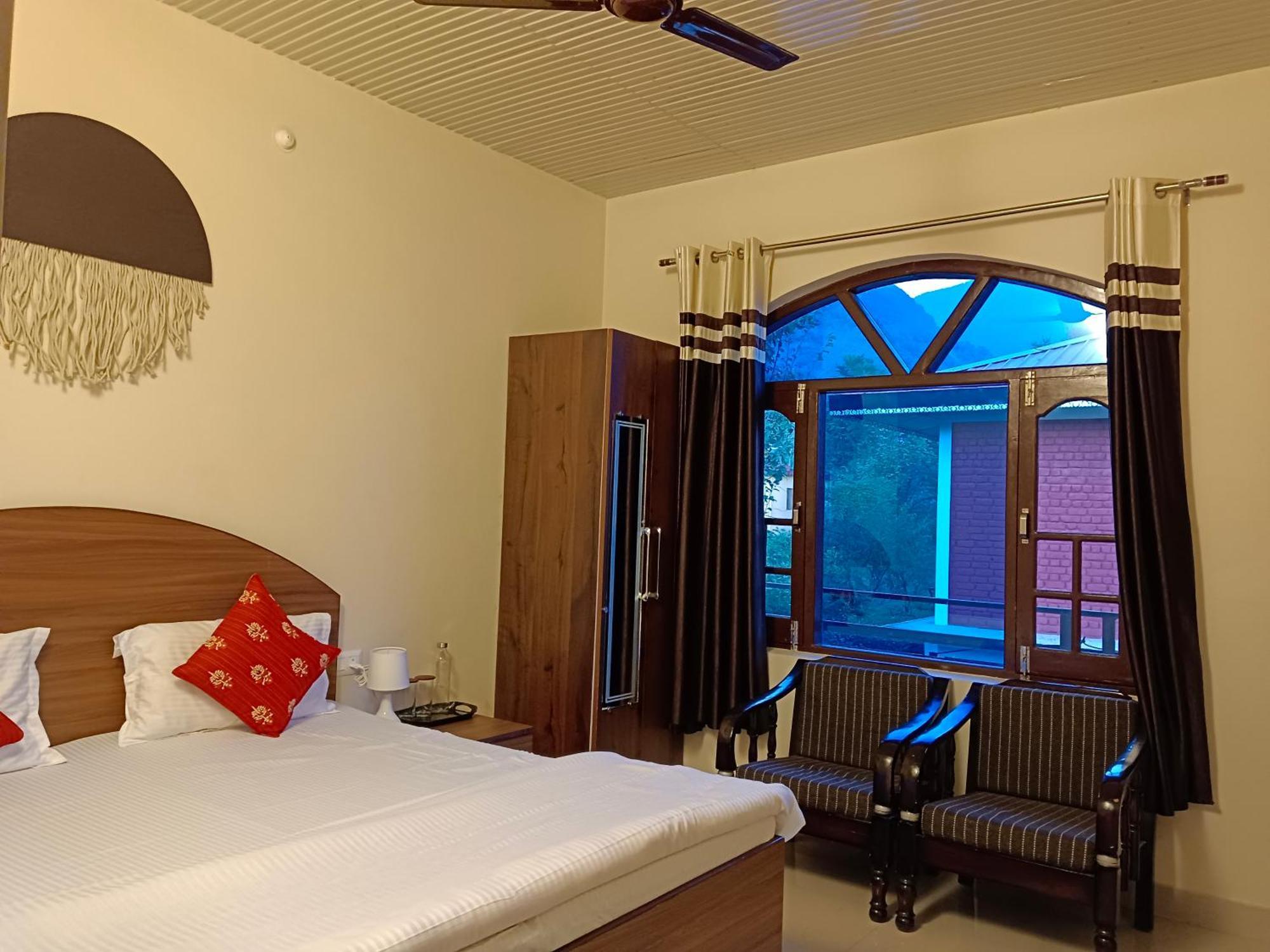 Aditya Homestay Bir-Billing Surrounded By Mountains Ngoại thất bức ảnh